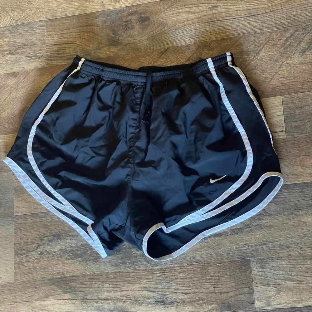 Black Nike Tempo Shorts Size M